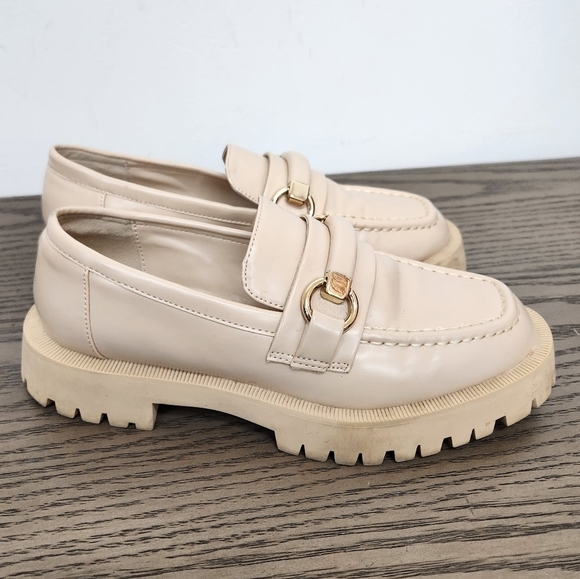 Zara Track Chunky Lug Sole Buckle Loafers Womens Size 6 European 36 Cream - Picture 2 of 9